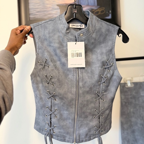 Princess Polly Faux Leather Top - Picture 4 of 4